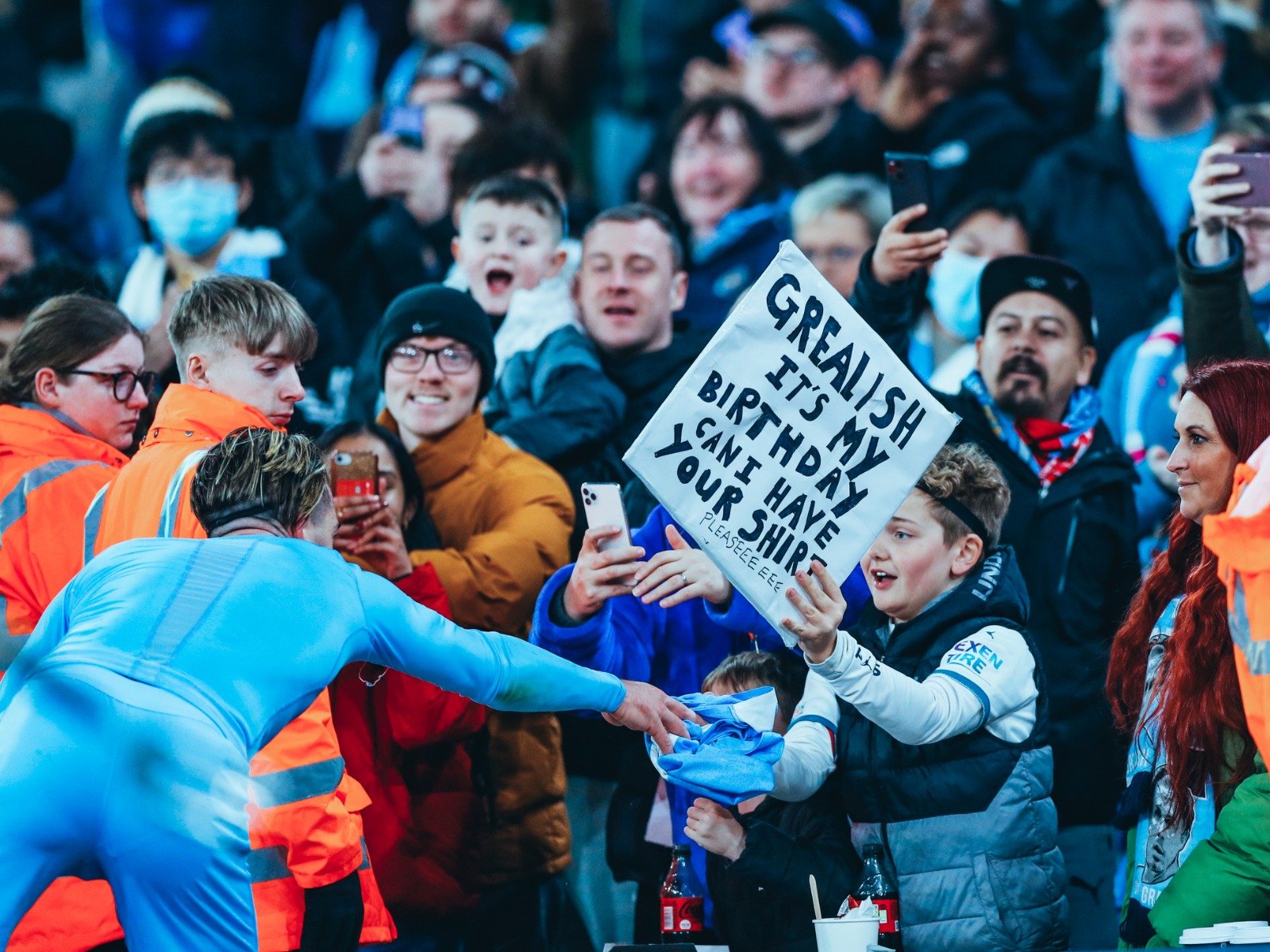 高高跃起将 高高跃起将